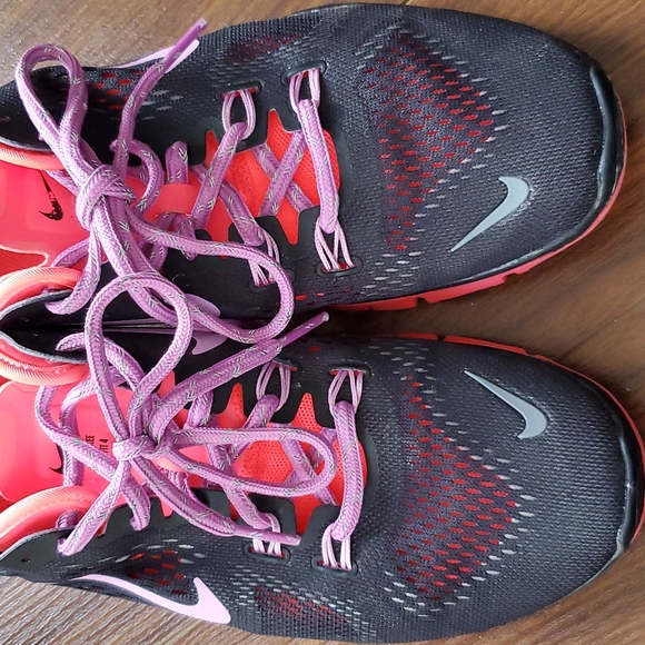 Nike Sneakers - Picture 5 of 8